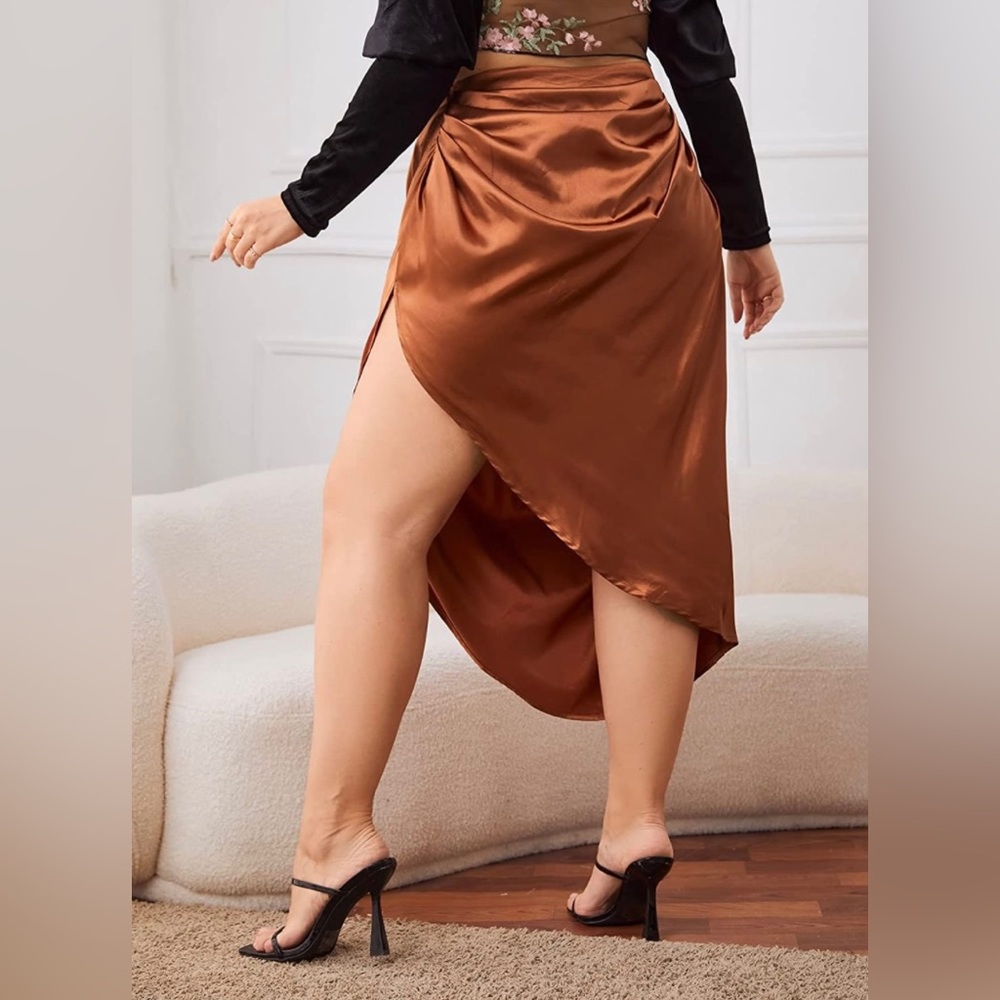 Women's Plus Asymmetrical Side Split High Waist M… - image 2